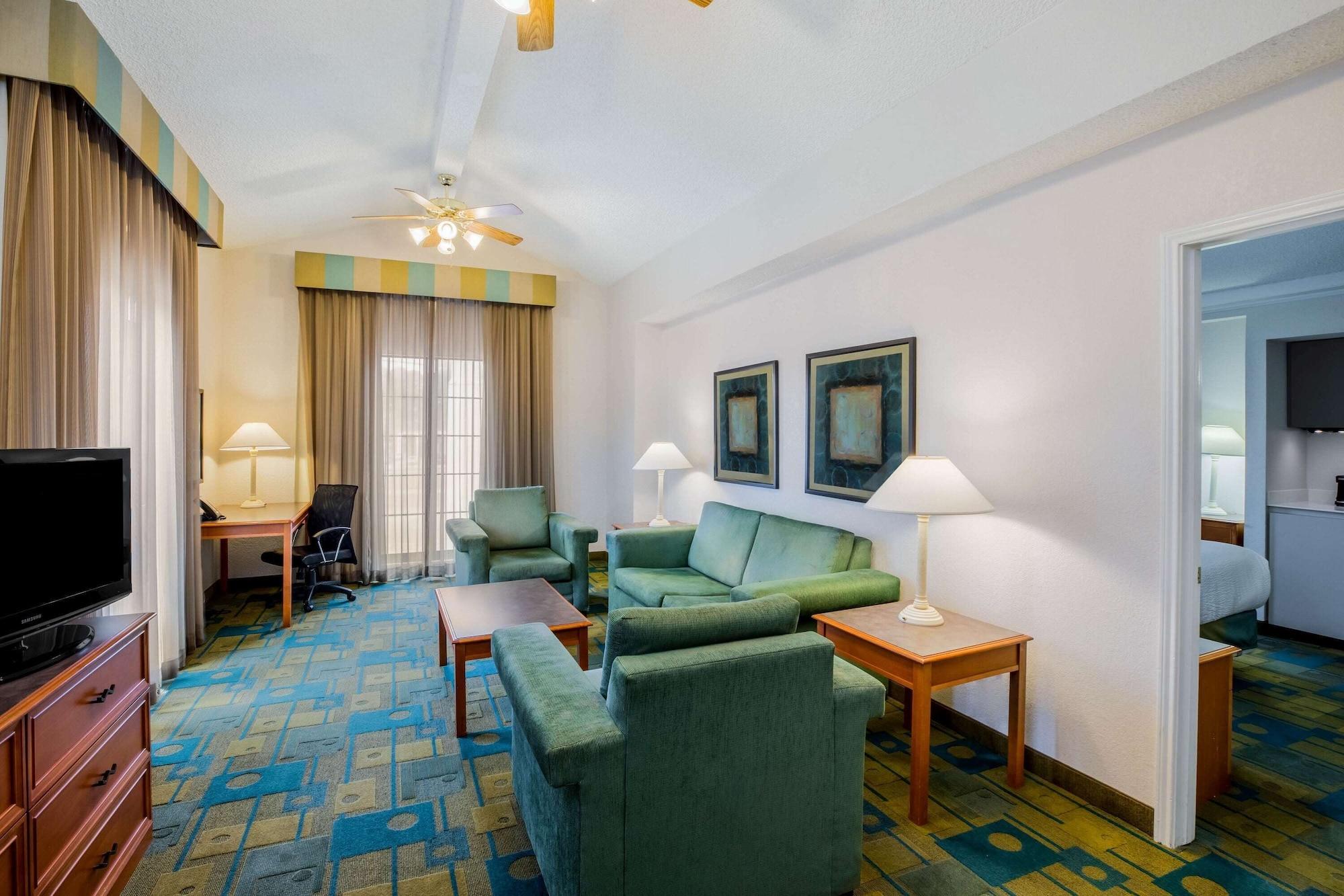La Quinta Inn By Wyndham Lufkin Exterior photo